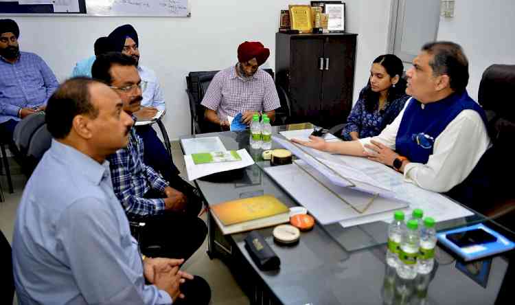 MP Arora along with MLA & DC reviews work relating to upgradation of Civil Hospital 