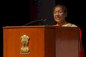 President Murmu unveils new flag & insignia of the Supreme Court