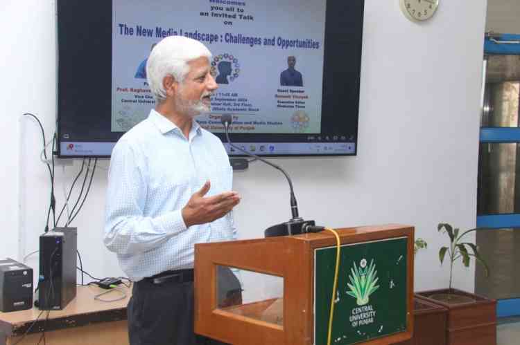 Central University of Punjab hosts Special Lecture by Ramesh Vinayak on ‘New Media Landscapes: Challenges and Opportunities’