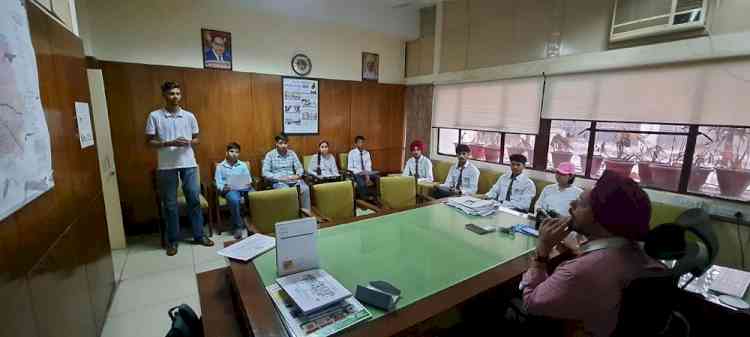 ADC meets nine youngsters, wanting to serve nation by becoming civil servants