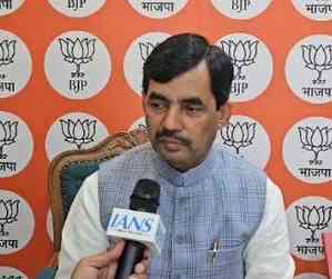 Vinesh & Bajrang's political debut won't hurt BJP's chances: Shahnawaz Hussain