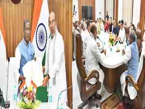 Manipur CM meets Governor again amid relapse of violence in state