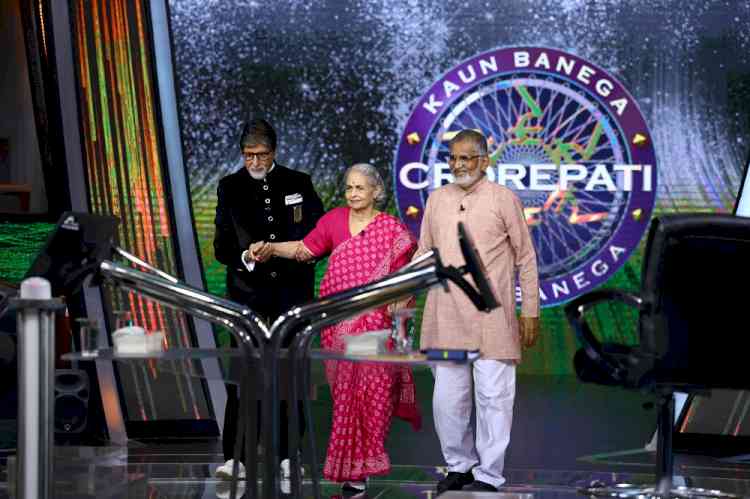 Amitabh Bachchan praises Padma Shree Awardees Dr. Abhay and Rani Bang for their innovative approach to saving lives as they 