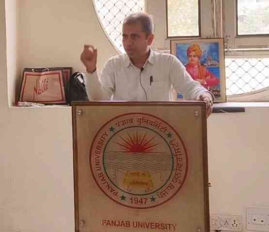 Lecture on “Reading Indian History: Contributions of Swami Vivekananda” 