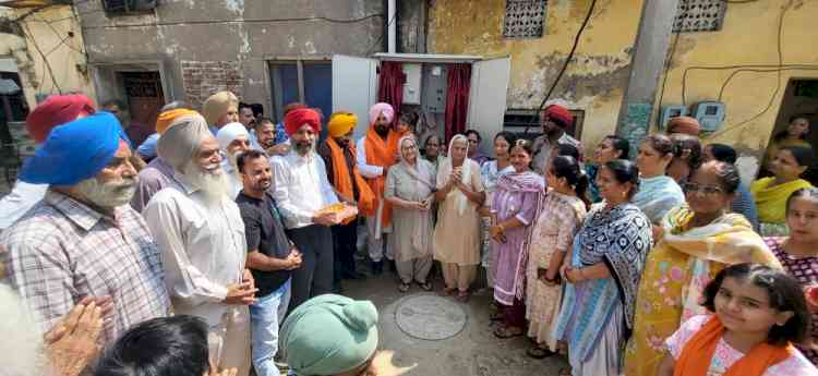 MLA Sidhu inaugurates newly installed tubewell in Parbhat Nagar