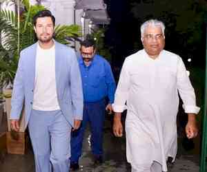 Randeep Hooda meets Union Environment Minister: Your knowledge on  cinema was energising