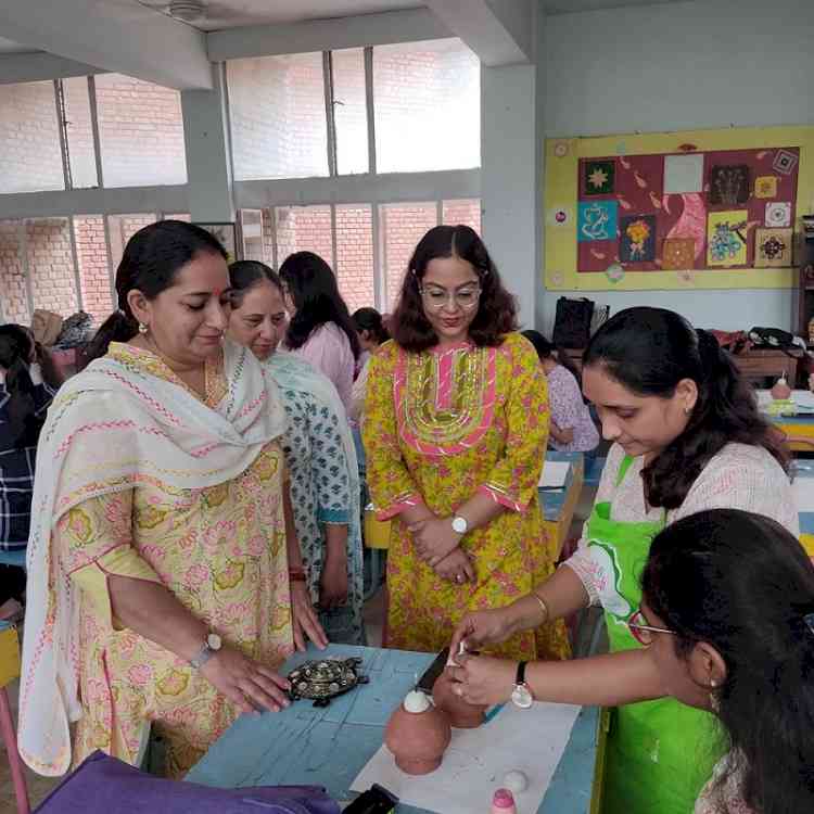 GHSC-10 Organized One-Day Workshop on Gond Art