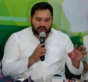 Tejashwi Yadav criticises Nitish Kumar on Bihar’s special status issue