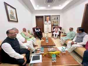 JP Nadda reviews Maha poll preparations with BJP leaders 