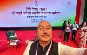 Anupam Kher shares a note after he attends the Hindi Divas Event