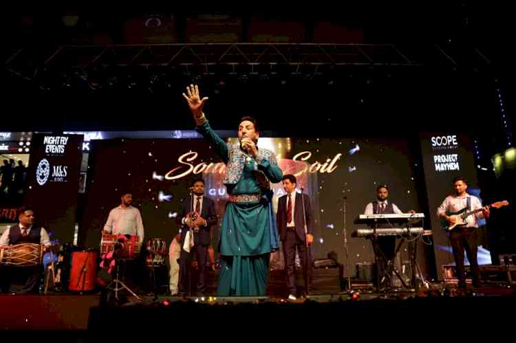 Gurdas Maan Mesmerizes fans at Vegas Mall with an unforgettable live performance