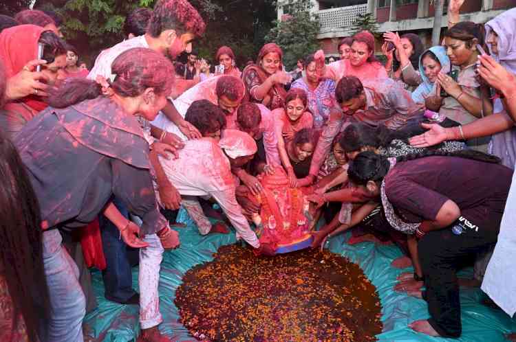 Ten- days Ganesh Mahotsav concluded 