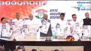 Rs 2,000 to women, gas cylinder for Rs 500, caste survey among Congress' Seven Guarantees for Haryana