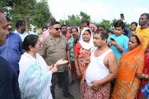 Mamata Banerjee blames Centre for Bengal's flood situation