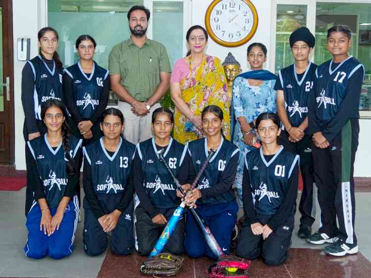 KMV Collegiate Sr. Sec. School softball team bags gold medal in district championship 