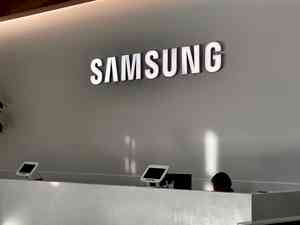 Samsung strike: Some workers return to Chennai plant after show-cause notice