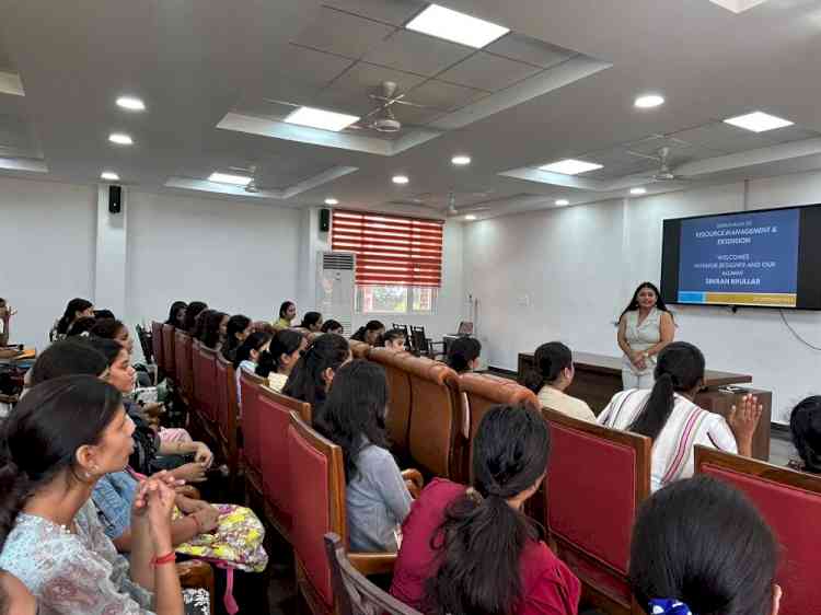 Awareness Lecture on Interior Designing organised at GHSC-10