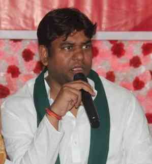 Nitish Kumar should hand over power to young leaders: Mukesh Sahani 