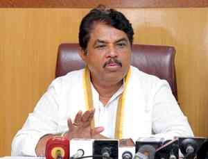 Siddaramaiah has no other option but to resign: Karnataka LoP Ashoka