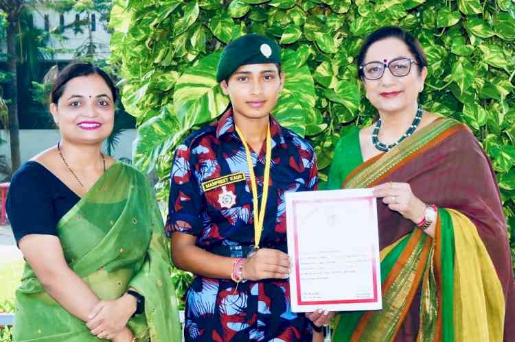 KMV’s NCC Cadet Manpreet Kaur showcase outstanding performance 