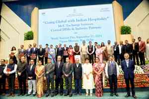 On World Tourism Day, Kerala wins top national honours