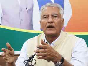 BJP denies reports on Sunil Jakhar's resignation as Punjab chief