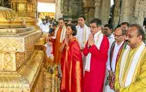 CJI Chandrachud offers prayers at Tirumala temple