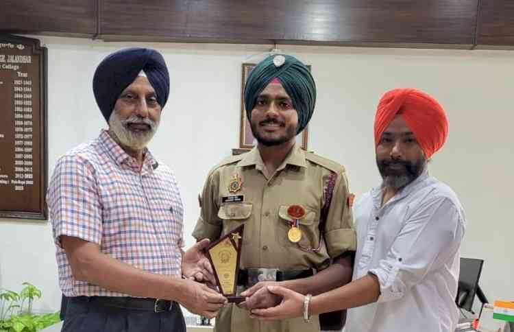 NCC Cadet Jagdeep Singh felicitated