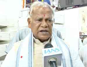 Union Minister Manjhi stresses on Khadi promotion for job generation