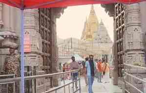 Devotees praise cleanliness initiatives at Kashi Vishwanath Temple complex