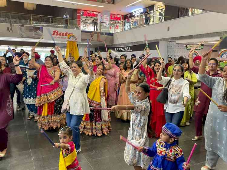 Successful conclusion of Grand Dandiya Evening at MBD Neopolis Mall 