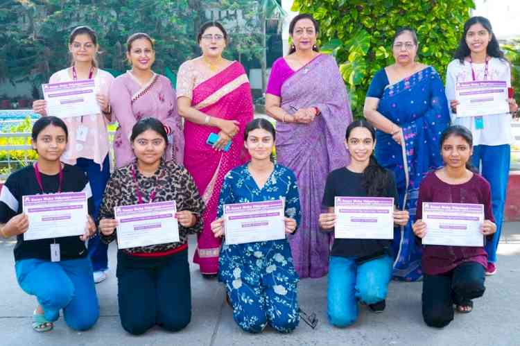 Online Inter-college Caption contest held at KMV