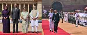 Maldives President Muizzu accorded ceremonial welcome at Rashtrapati Bhavan