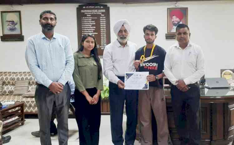 Lyallpur Khalsa College student wins State Level Red Run Marathon