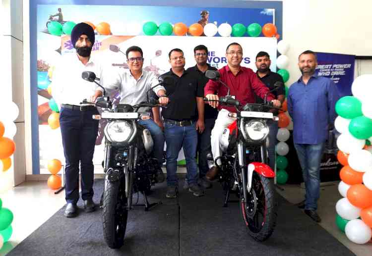 Director Environment Unveils the World's First CNG Motorcycle Freedom 125 in Chandigarh