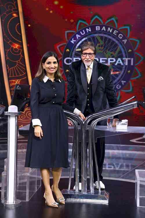 On Kaun Banega Crorepati 16, Amitabh Bachchan’s heartwarming gesture towards the studio audience wins hearts: the Icon says, “I just enjoy listening to you all.”