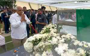 CM Bhupendra Patel visits Mumbai, Gujarat mourns death of Ratan Tata