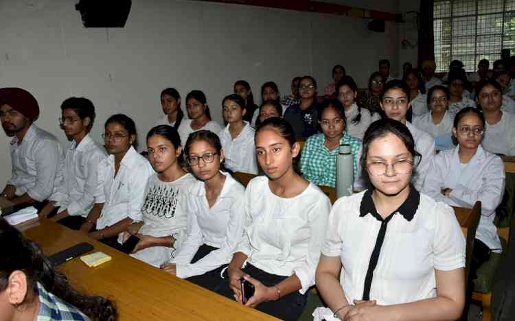 Physiotherapy Day celebrated in Lyallpur Khalsa College