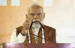 Show the door to non-performers: PM Modi tells Union Secretaries