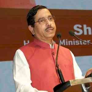 BJP respects Mahatma, Sardar Patel, not fake Gandhis: Pralhad Joshi