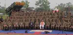 Rajnath Singh performs 'Shastra Puja', celebrates Vijayadashami with armed forces in Gangtok