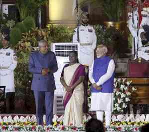 President Murmu, PM Modi extend Dussehra, Durga Puja greetings to all Indians