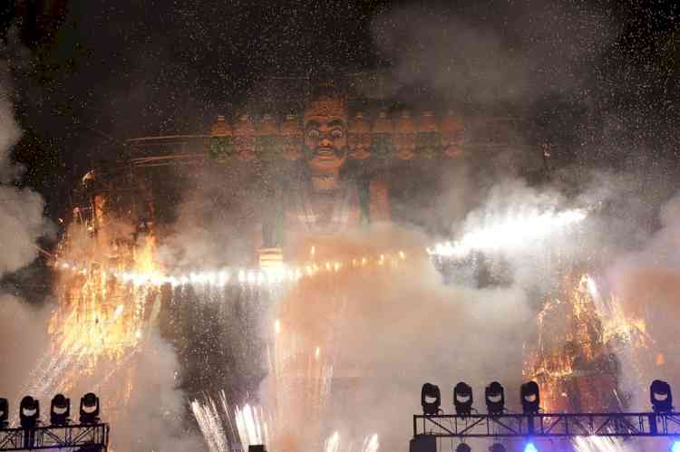 60-feet-tall Ravana effigy burnt on Dussehra 