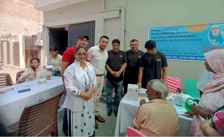 Ek Hum Foundation and Shine Medical Hall organised medical camp 