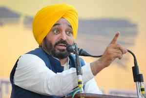 Complete construction of medical colleges on priority: Punjab CM