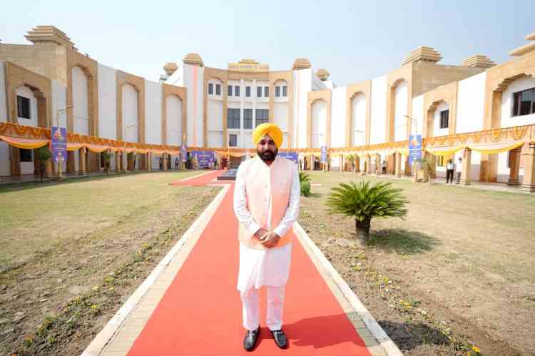 CM DEDICATES BHAGWAN VALMIKI JI PANORAMA AT BHAGWAN SRI VALMIKI TIRATH STHAL (RAM TIRATH), AMRITSAR