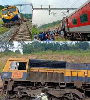 Agartala-Mumbai Lokmanya Tilak Express derails in Assam; no casualties