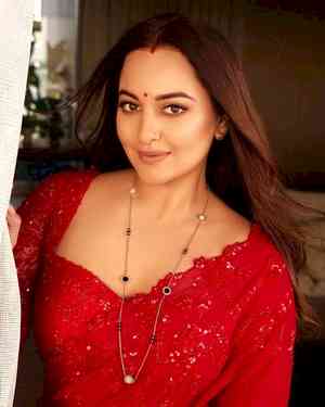 Sonakshi Sinha is Karwa Chauth ready with exquisite mangalsutra