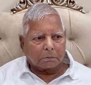 No difference in Nitish and Giriraj Singh's political approach: Lalu Prasad 