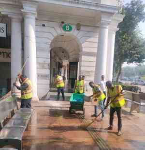 Delhi: NDMC gives Connaught Place pre-Diwali wash